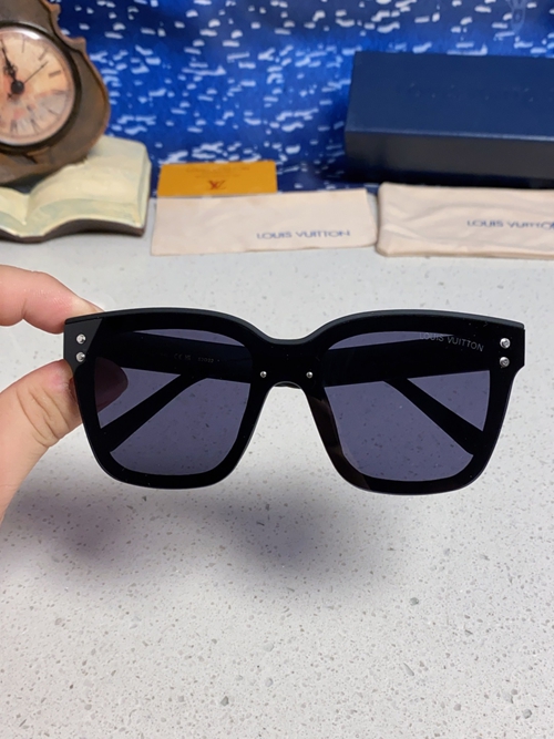 ルイヴィトンサングラス内部構造